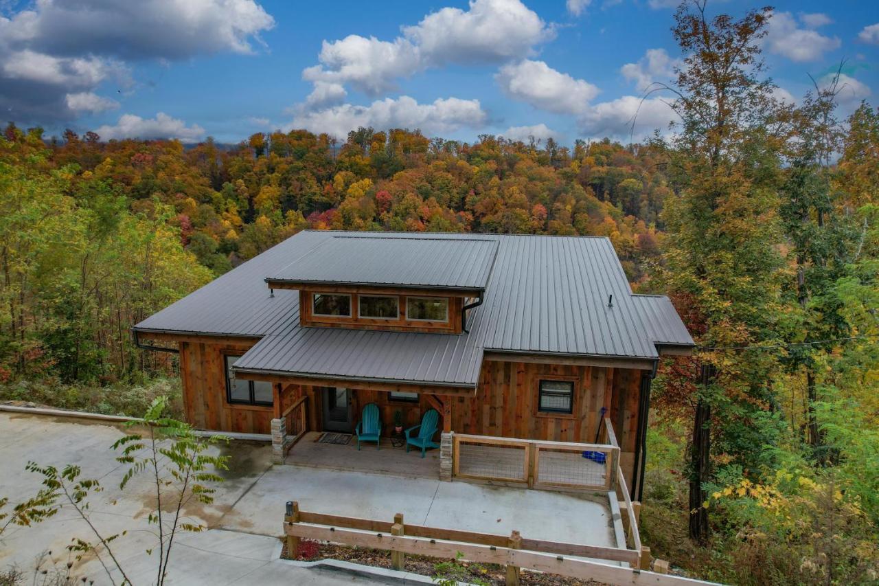 The Overlook - '21 Cabin - Gorgeous Unobstructed Views - Fire Pit Table - Gamerm - Hottub - Xbox - Lots Of Bears Gatlinburg Dış mekan fotoğraf